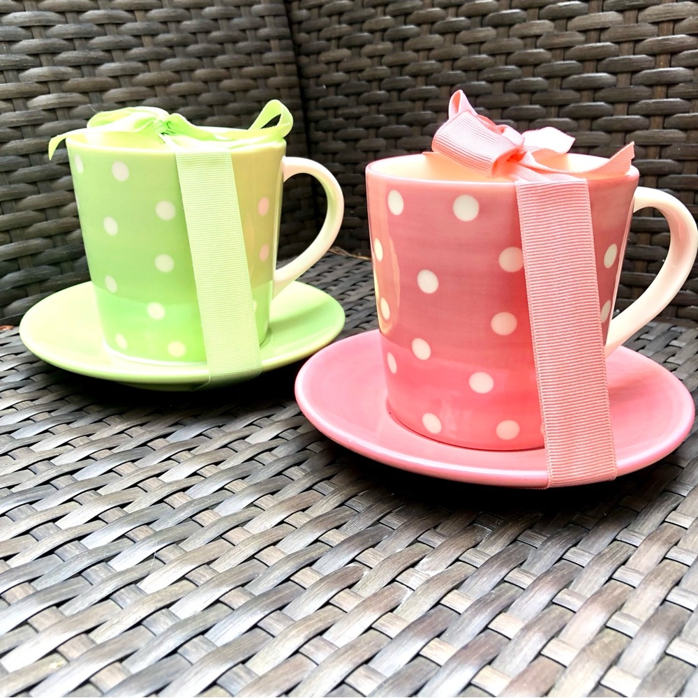 NWT Starbucks Mugs with Saucer Polkadot set of 2